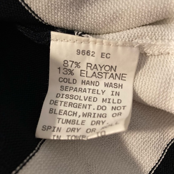 Perri Cutten White And Navy Long Sleeve T-Shirt - Picture 2 of 5